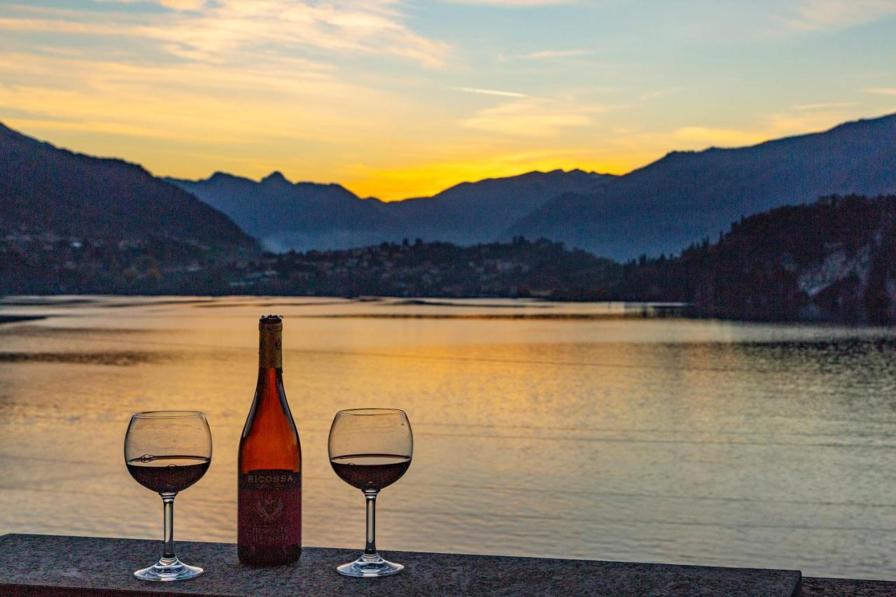 Casa Sofie E Charlotte Lägenhet Varenna Exteriör bild