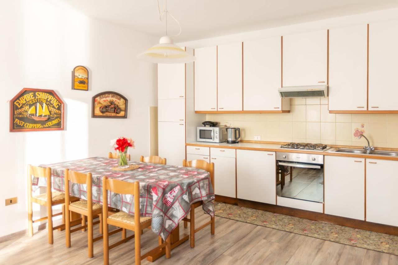 Casa Sofie E Charlotte Lägenhet Varenna Exteriör bild