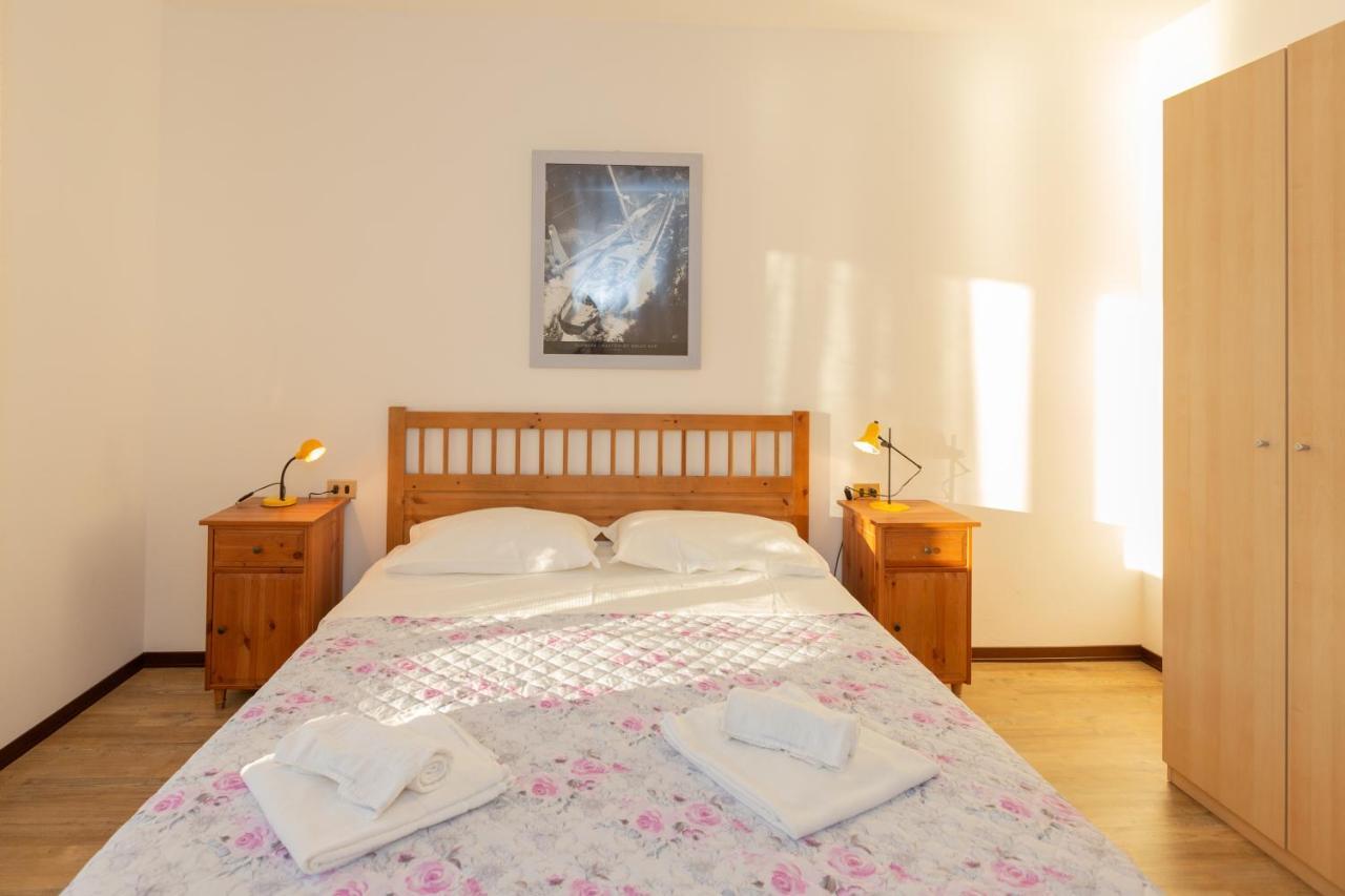 Casa Sofie E Charlotte Lägenhet Varenna Exteriör bild