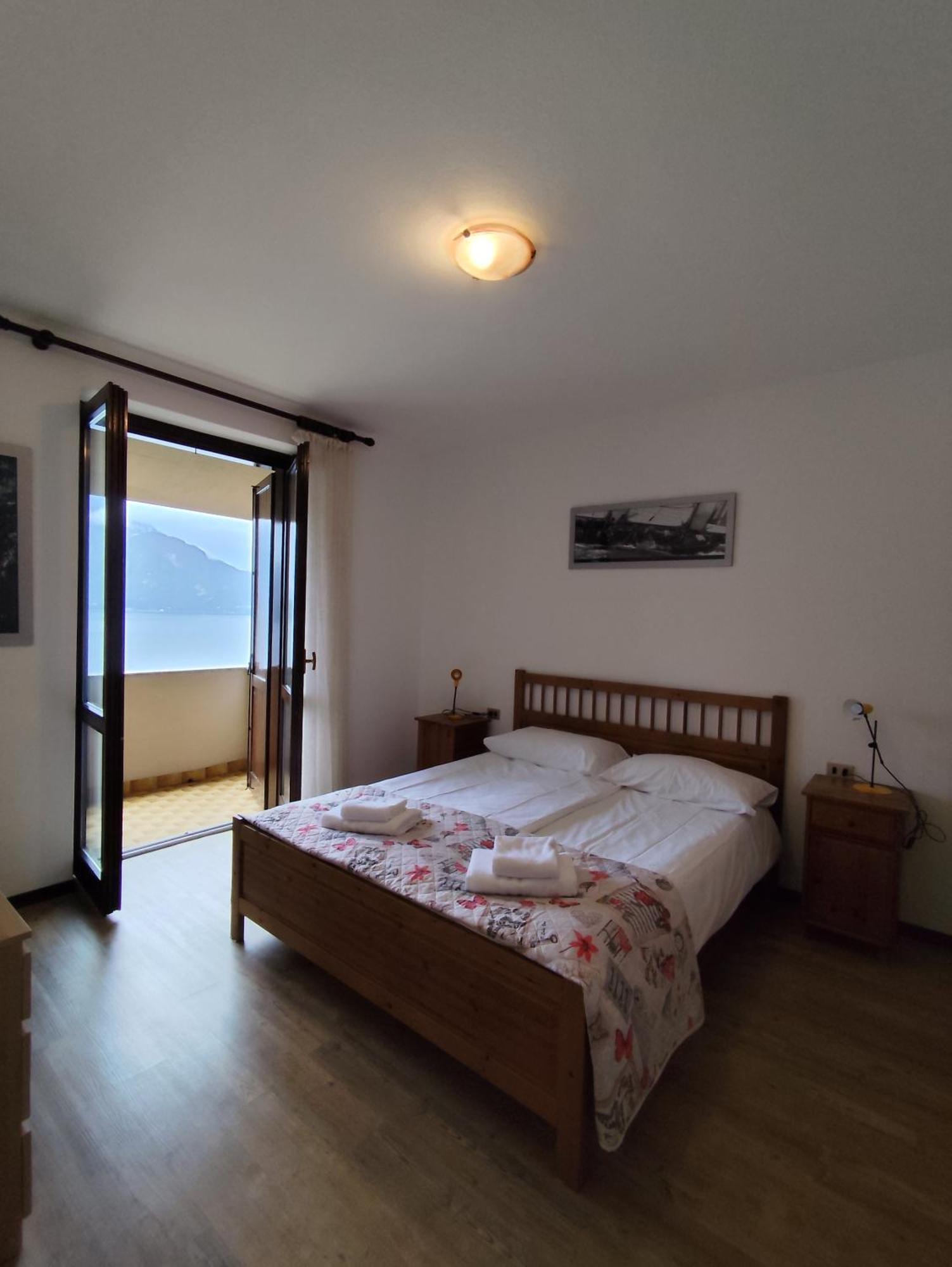 Casa Sofie E Charlotte Lägenhet Varenna Exteriör bild