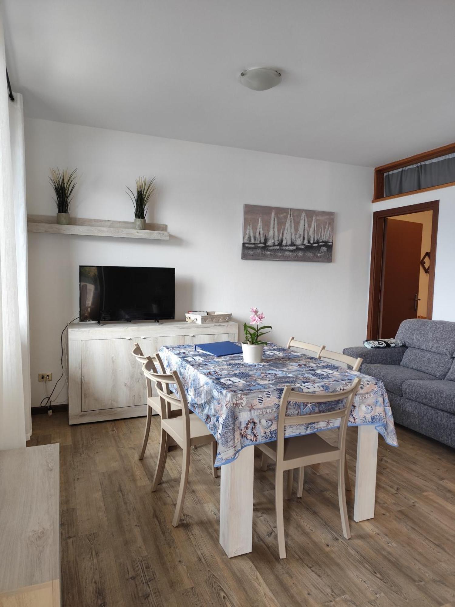 Casa Sofie E Charlotte Lägenhet Varenna Exteriör bild