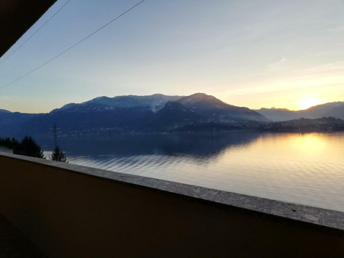 Casa Sofie E Charlotte Lägenhet Varenna Exteriör bild
