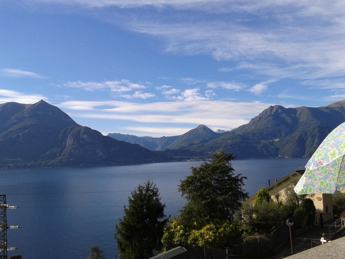 Casa Sofie E Charlotte Lägenhet Varenna Rum bild